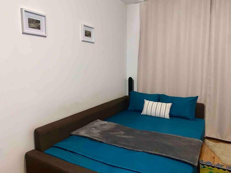 Central Apartment Muncii Area Netflix Bucarest Exterior foto