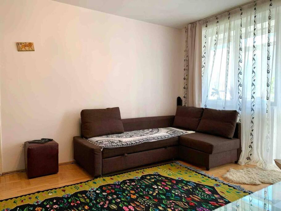 Central Apartment Muncii Area Netflix Bucarest Exterior foto